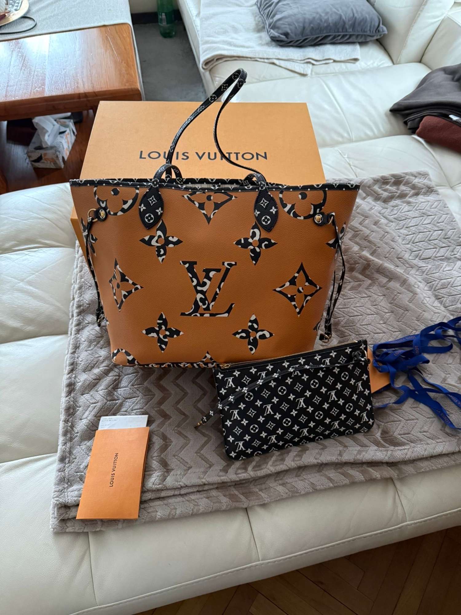 Louis Vuitton neverfull