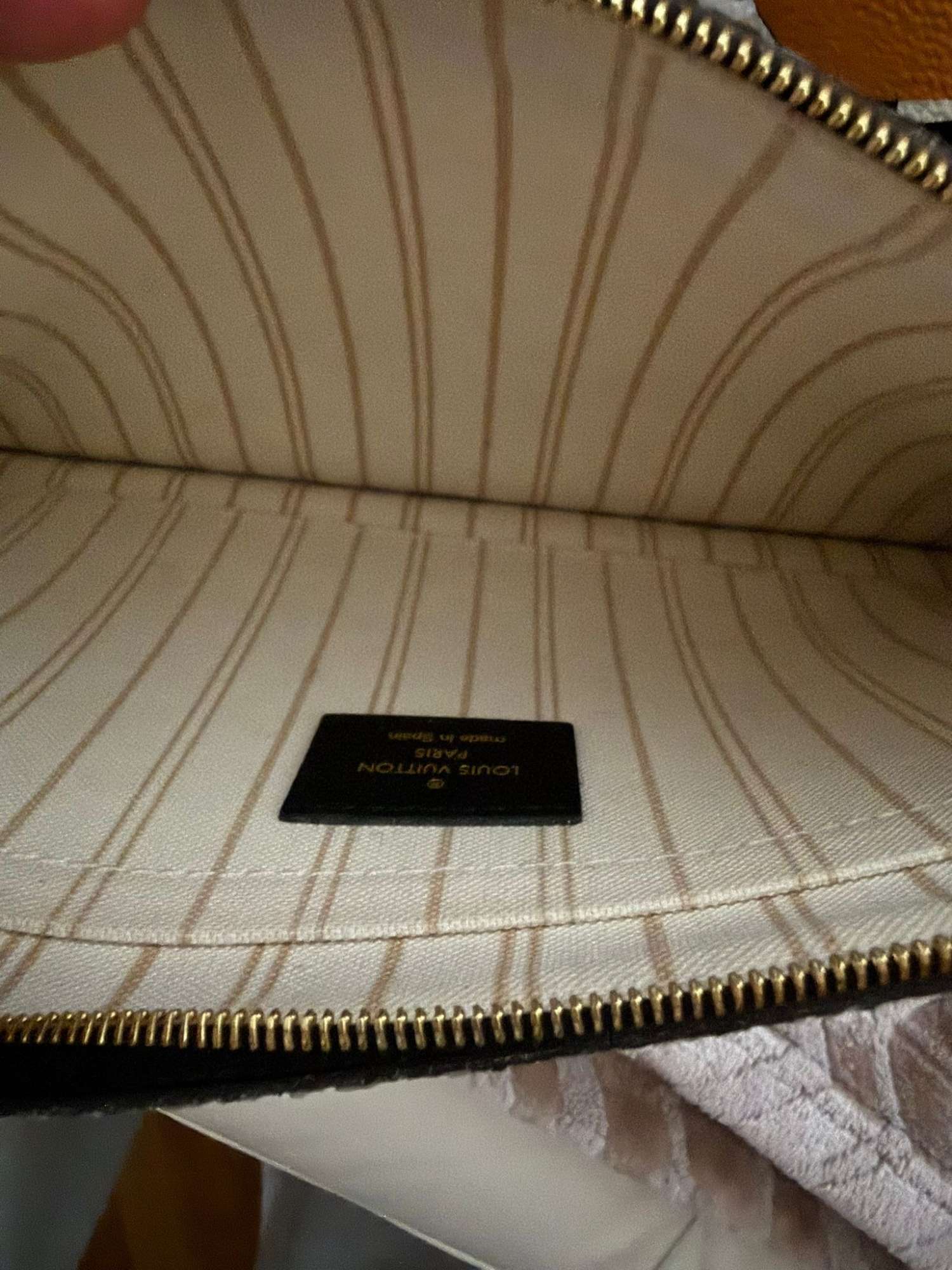 Louis Vuitton neverfull