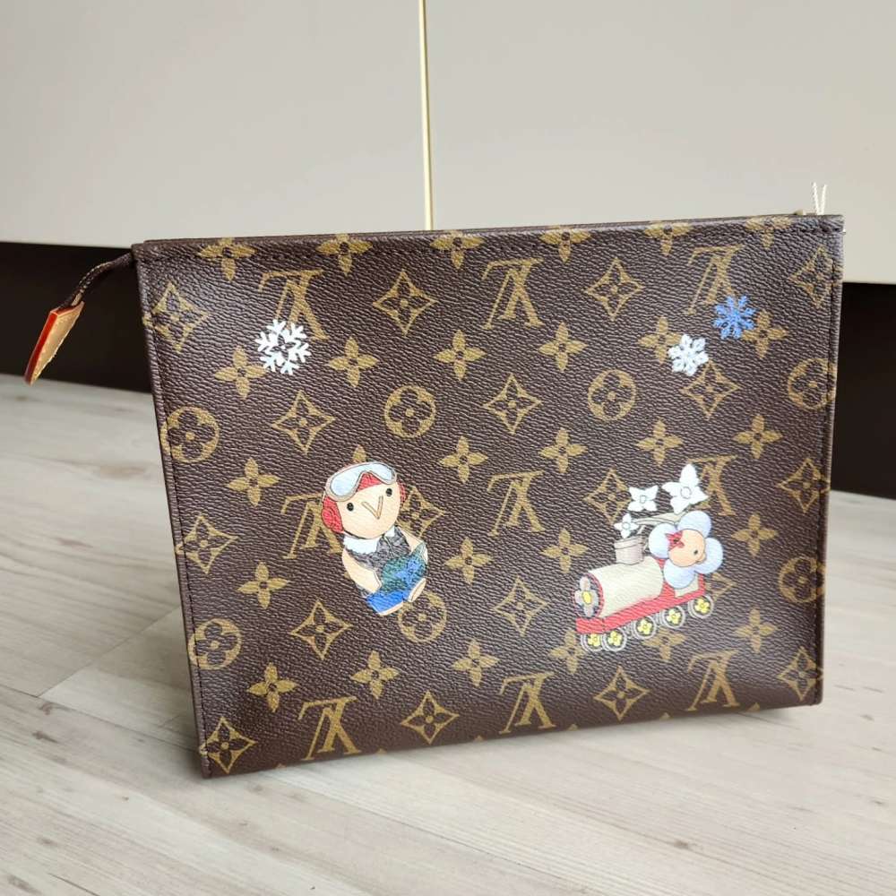 Louis Vuitton Toilette 26