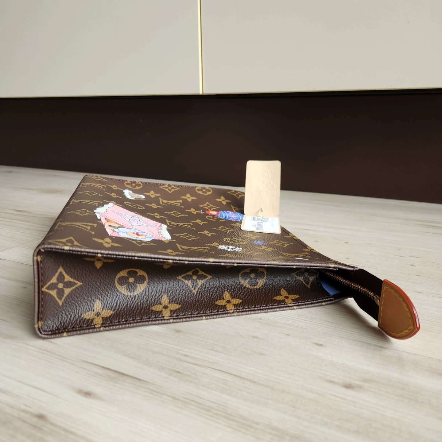 Louis Vuitton Toilette 26