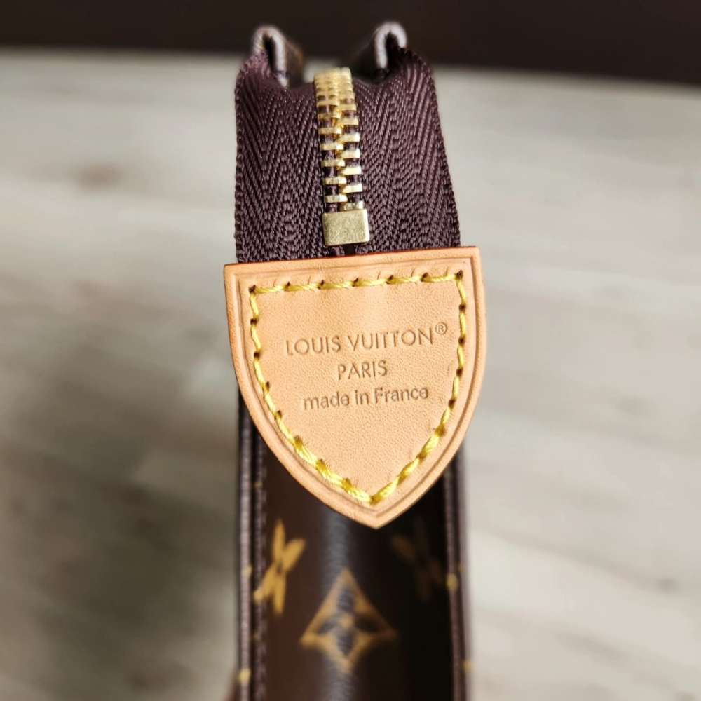 Louis Vuitton Toilette 26