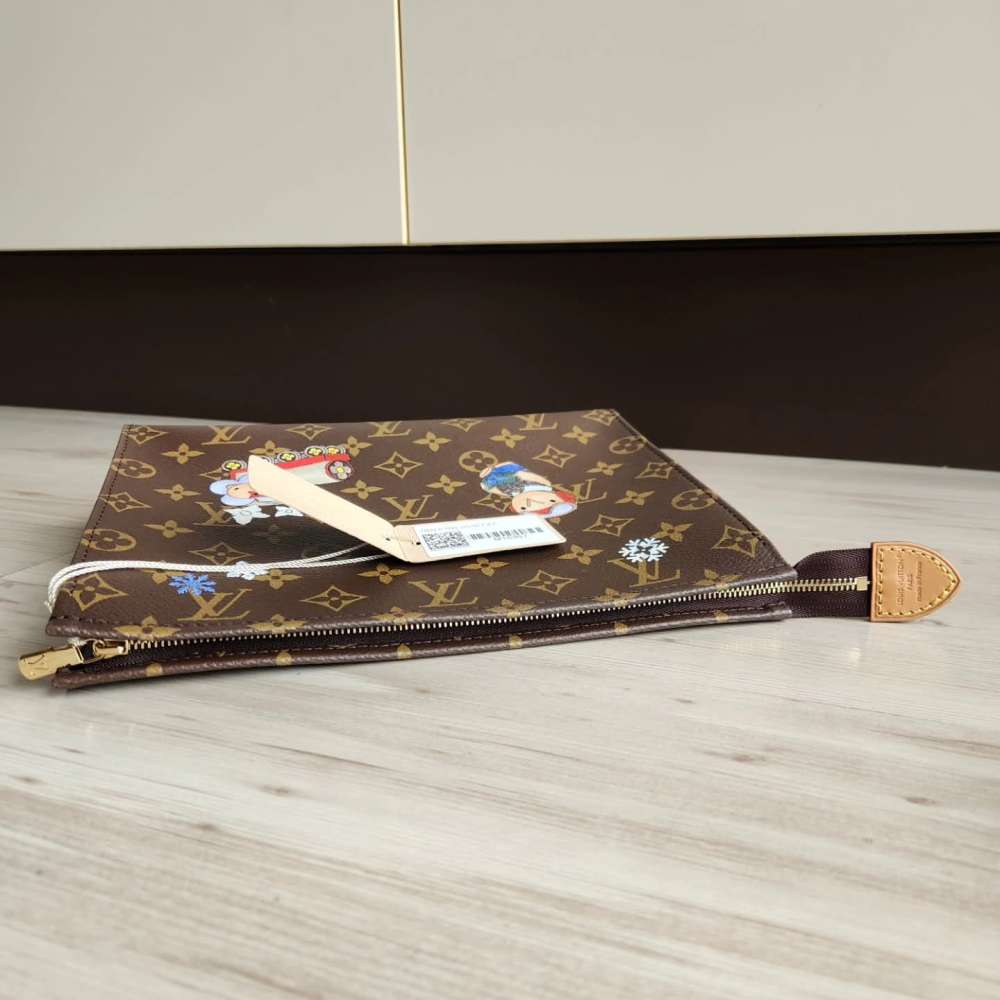 Louis Vuitton Toilette 26