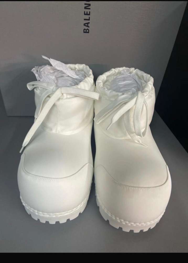 Balenciaga čižmy