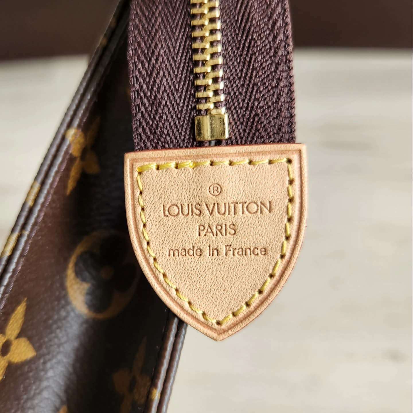 Louis Vuitton Toilette 26