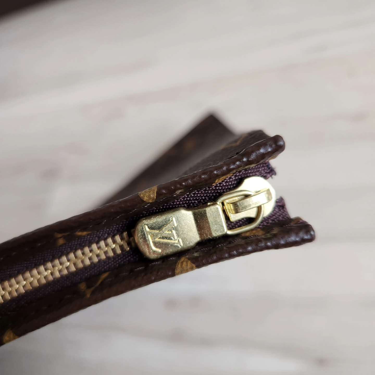 Louis Vuitton Toilette 26