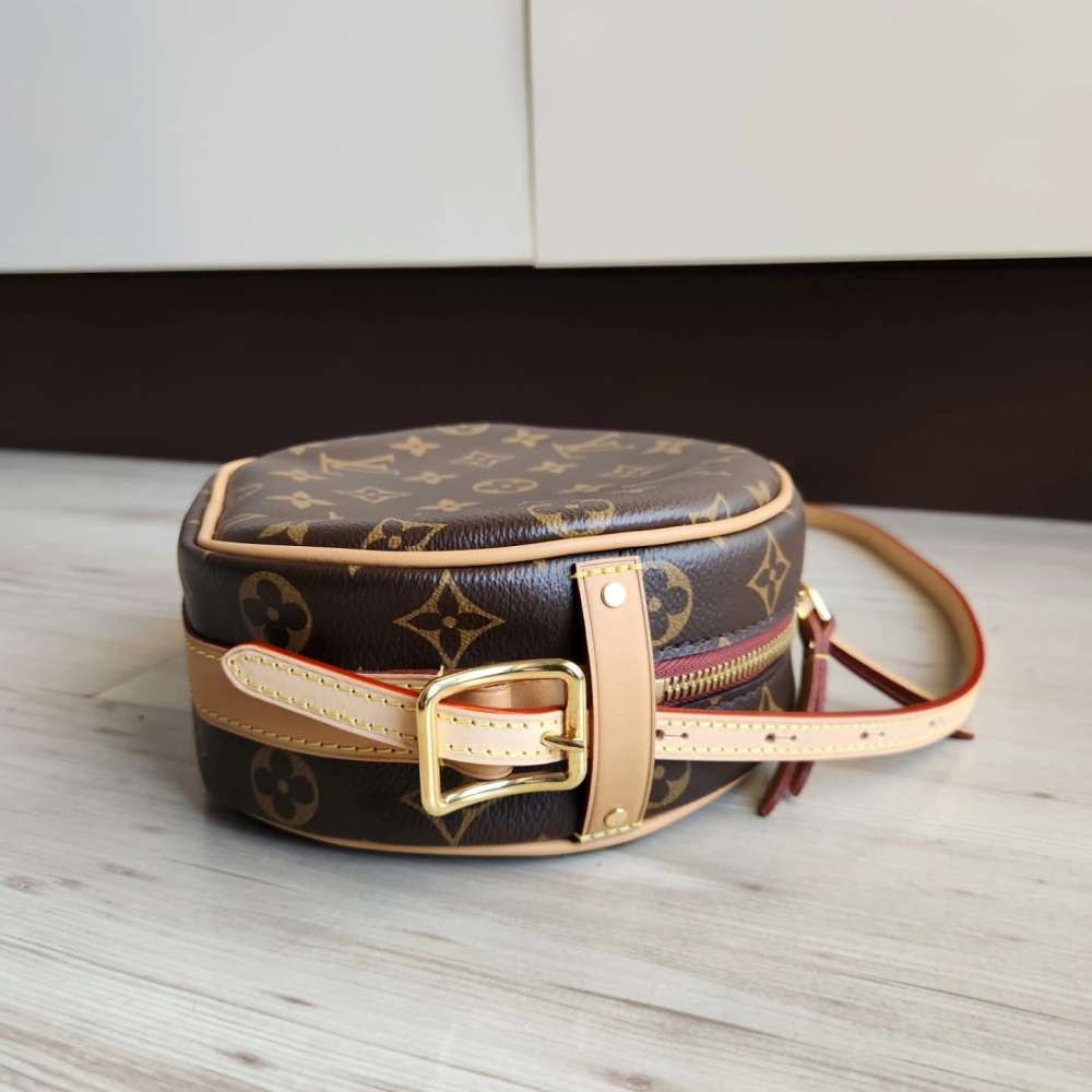 Louis Vuitton Chapeau Boite Souple PM