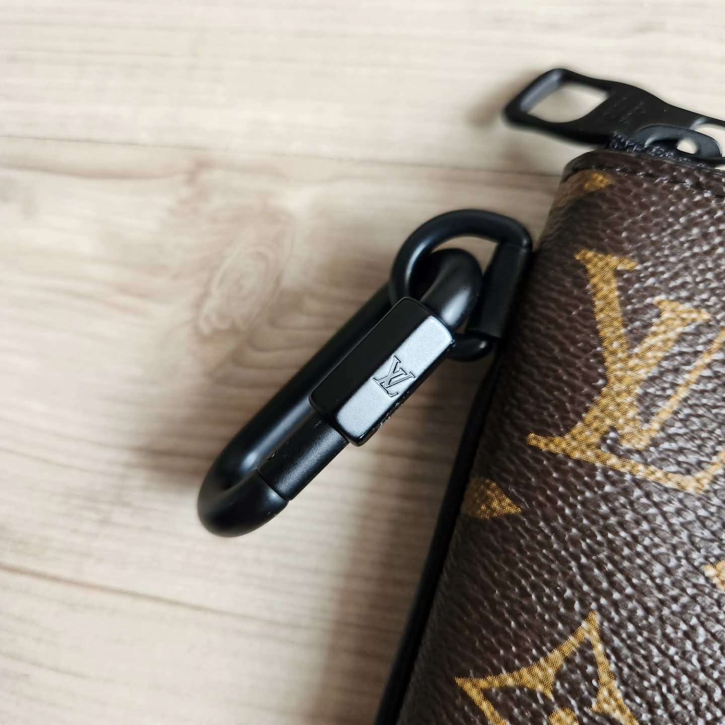 Louis Vuitton Pochette