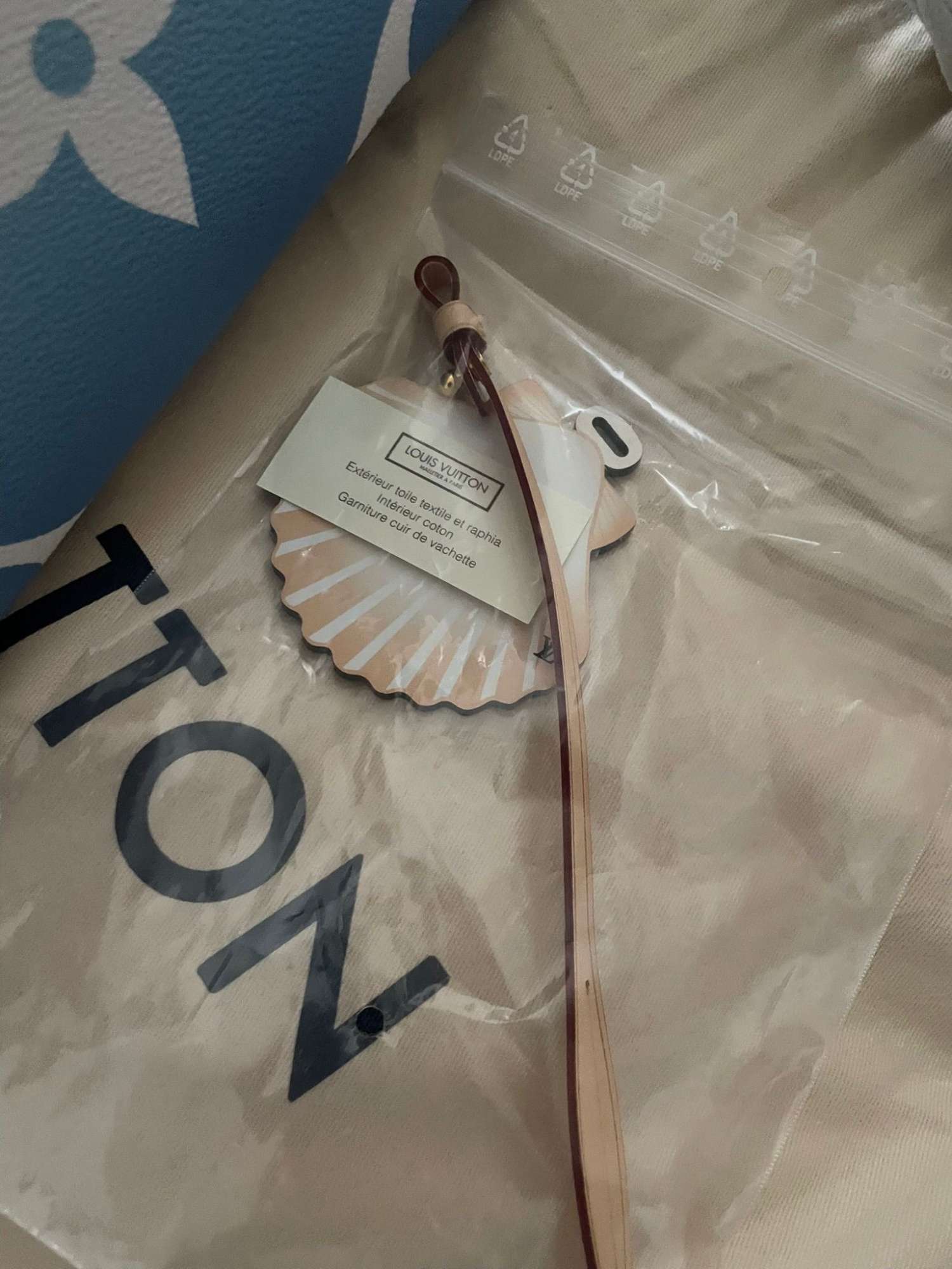 Louis Vuitton onthego