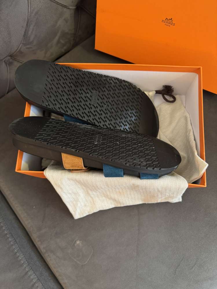 Hermēs chypre sandále