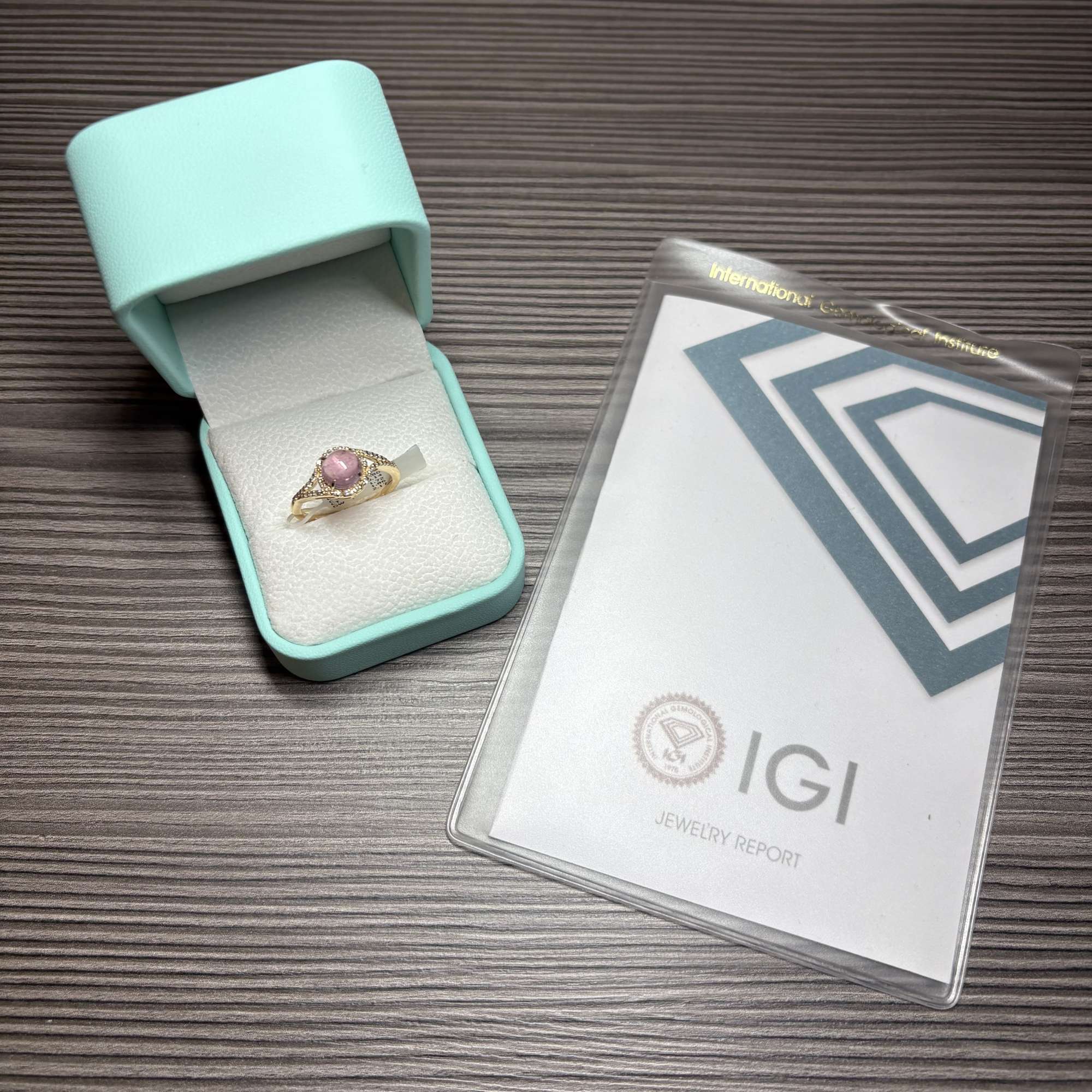 Zlatý prsteň 14k prírodný ružový turmalín 1.72 ct + diamanty