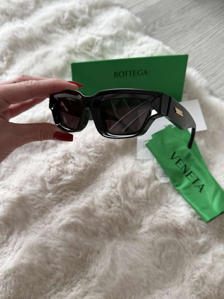 Slnečné okuliare Bottega Veneta