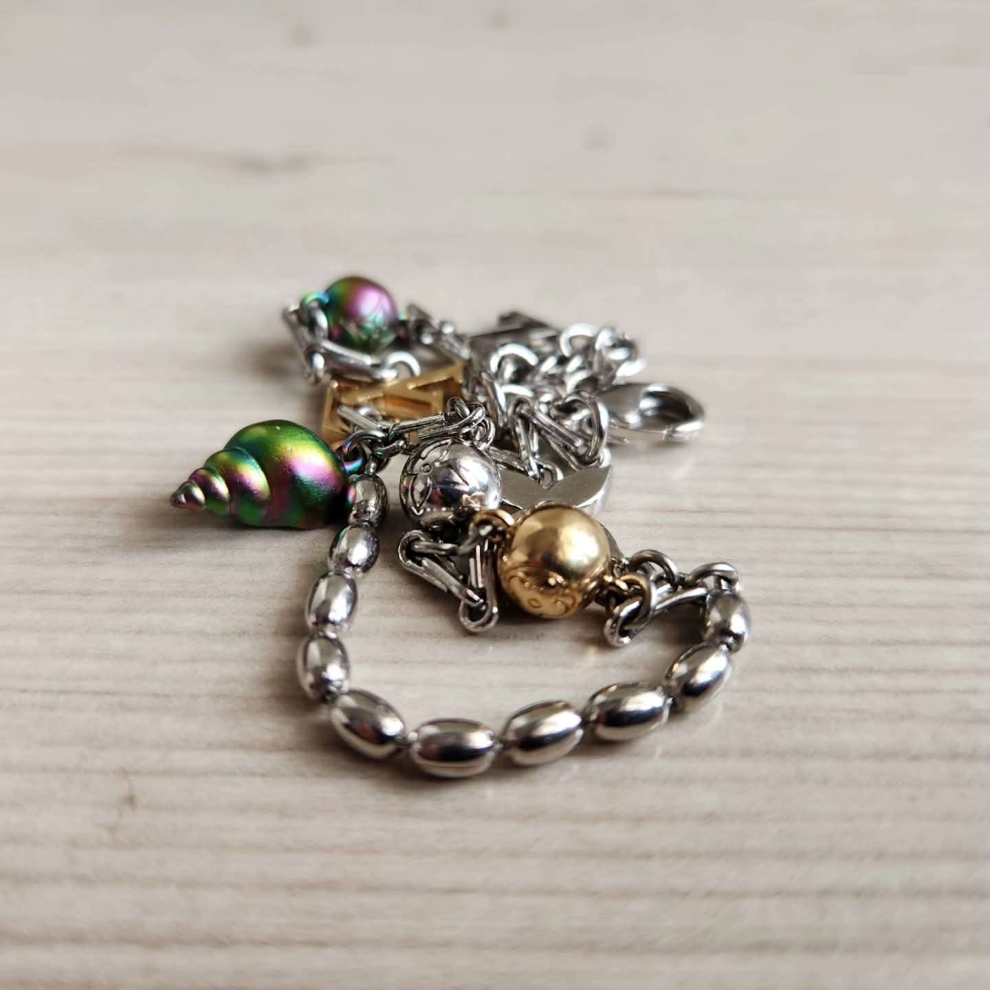 Louis Vuitton naramek