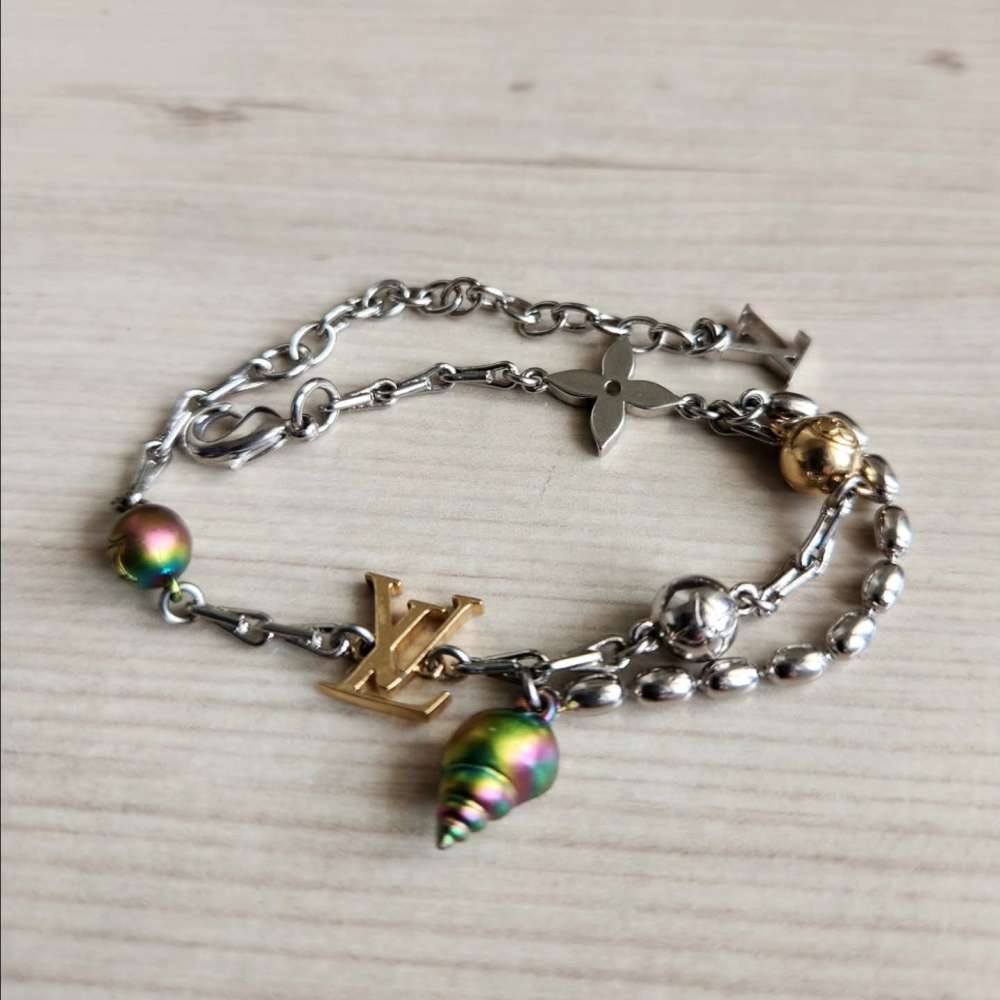 Louis Vuitton naramek