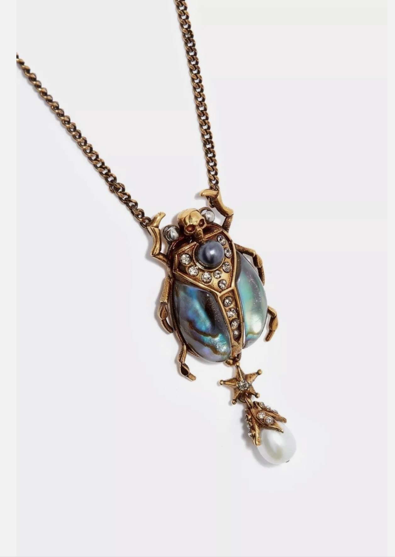 Nahrdelník Alexandra McQueena