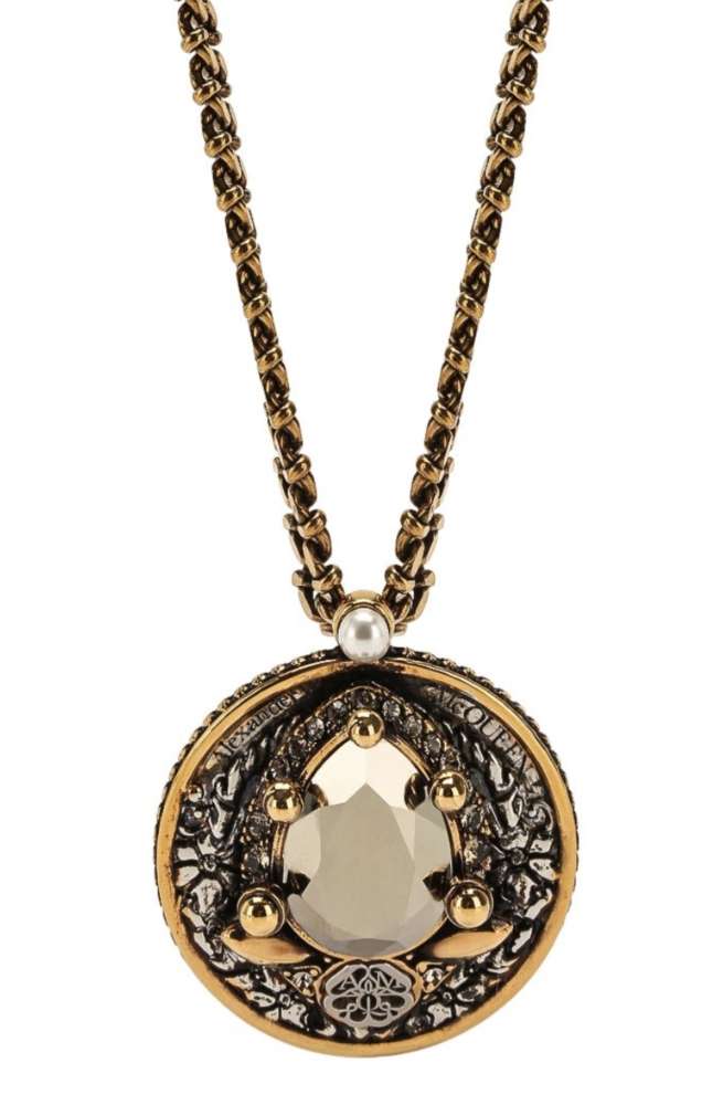 Nahrdelník Alexandra McQueena