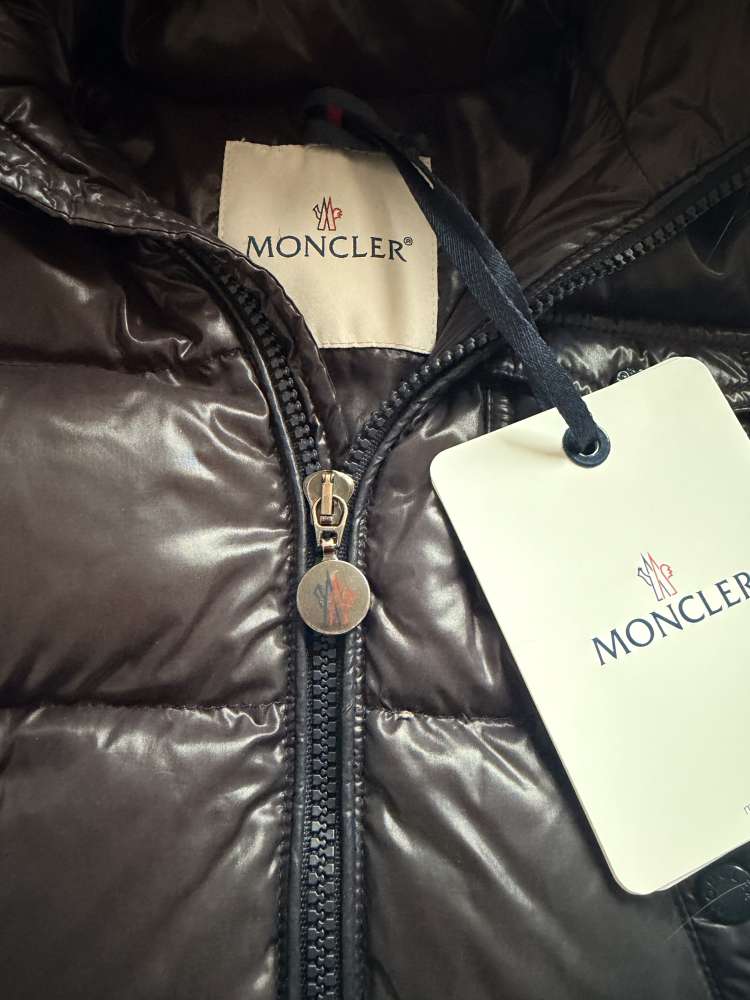 Moncler zimny kabat