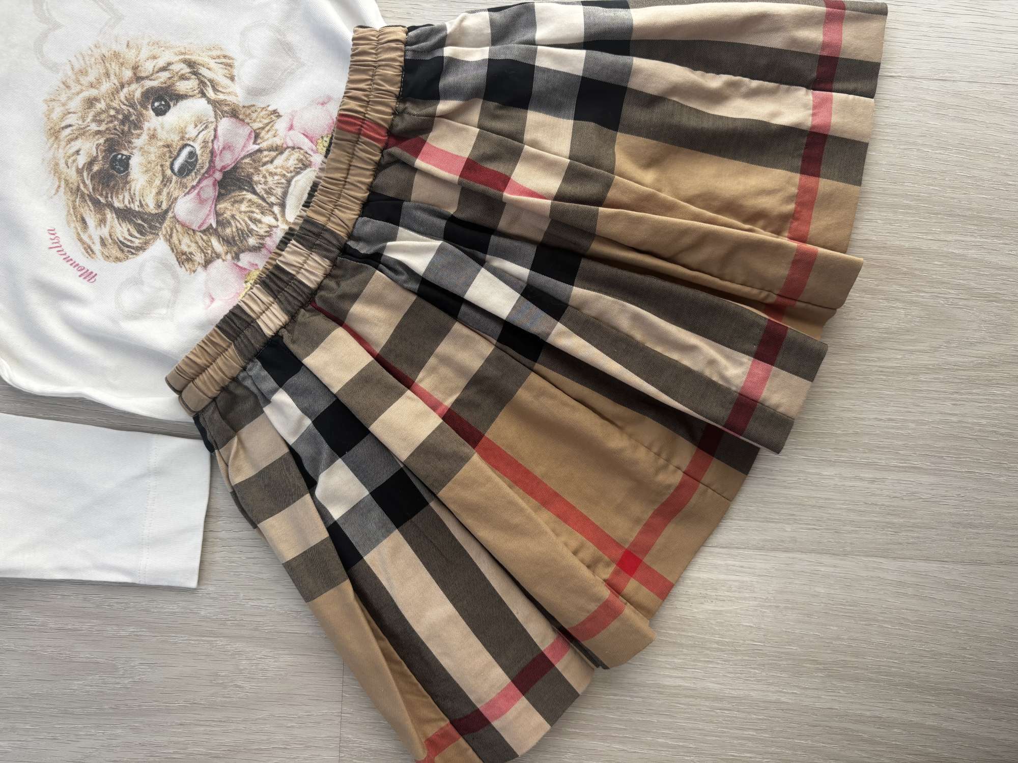 Burberry sukna