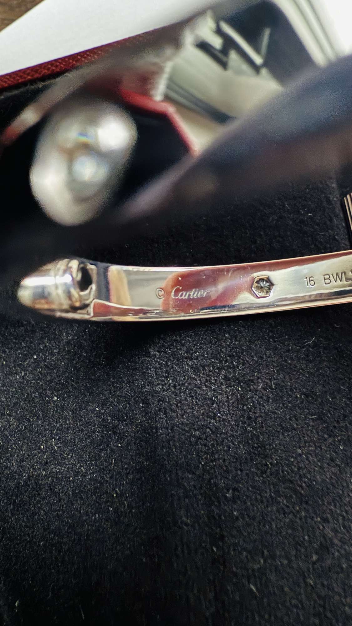 Náramok Cartier Love z bieleho zlata so 4 diamantmi, veľkosť 16