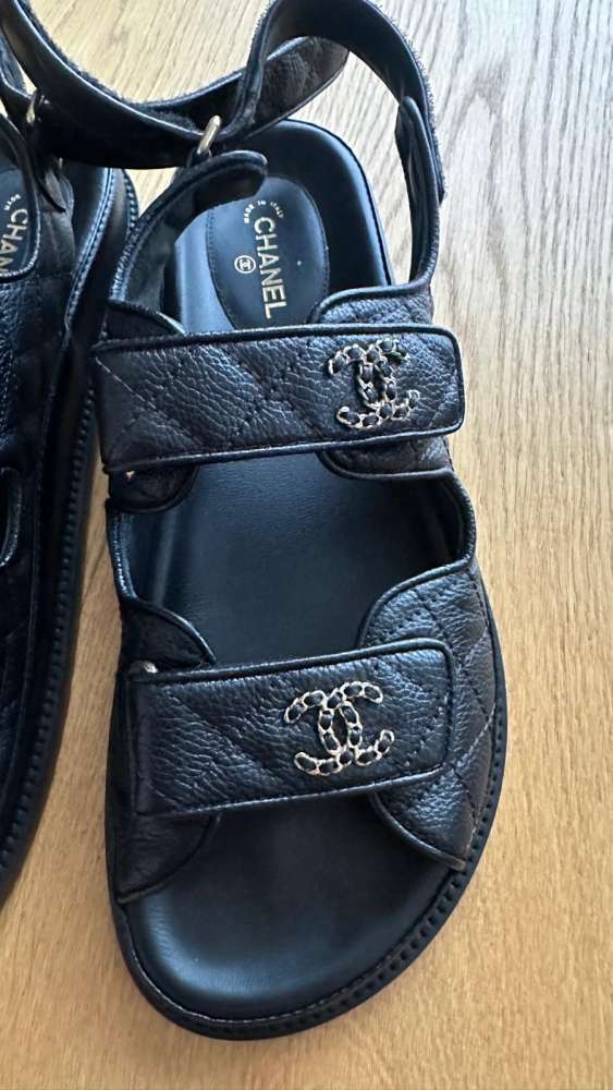 Chanel grandad sandále