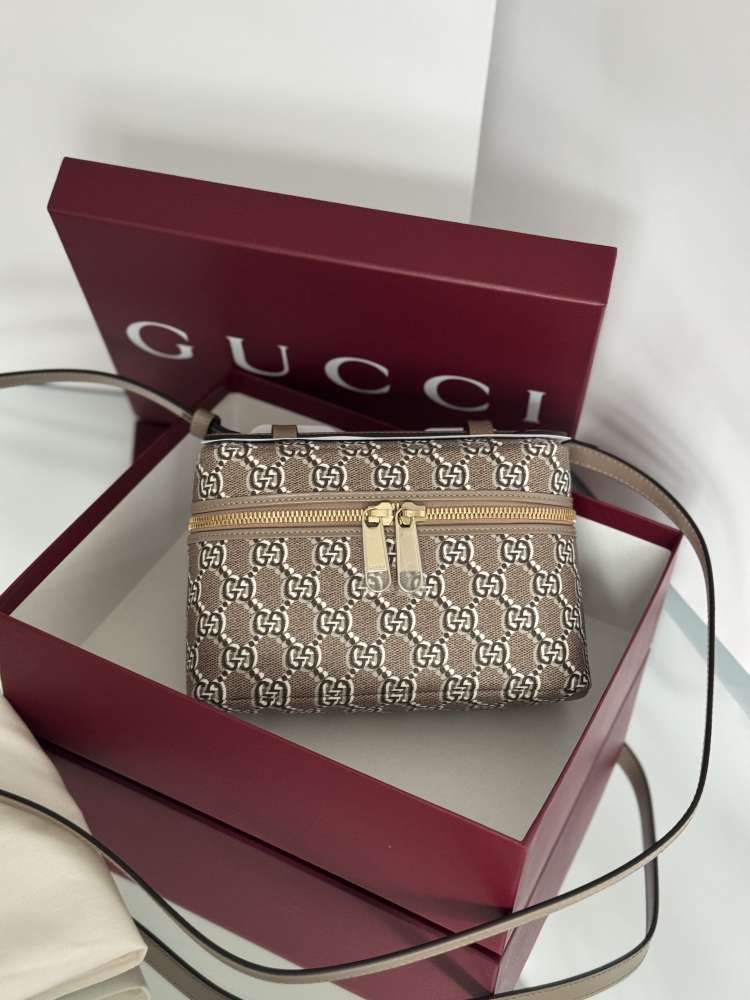 Gucci vanity