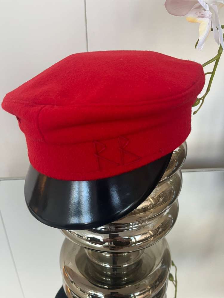 Ruslan Baginkiy čiapka