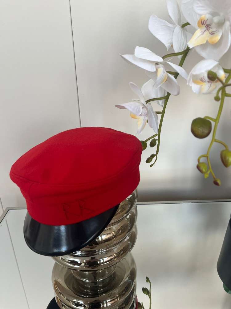 Ruslan Baginkiy čiapka