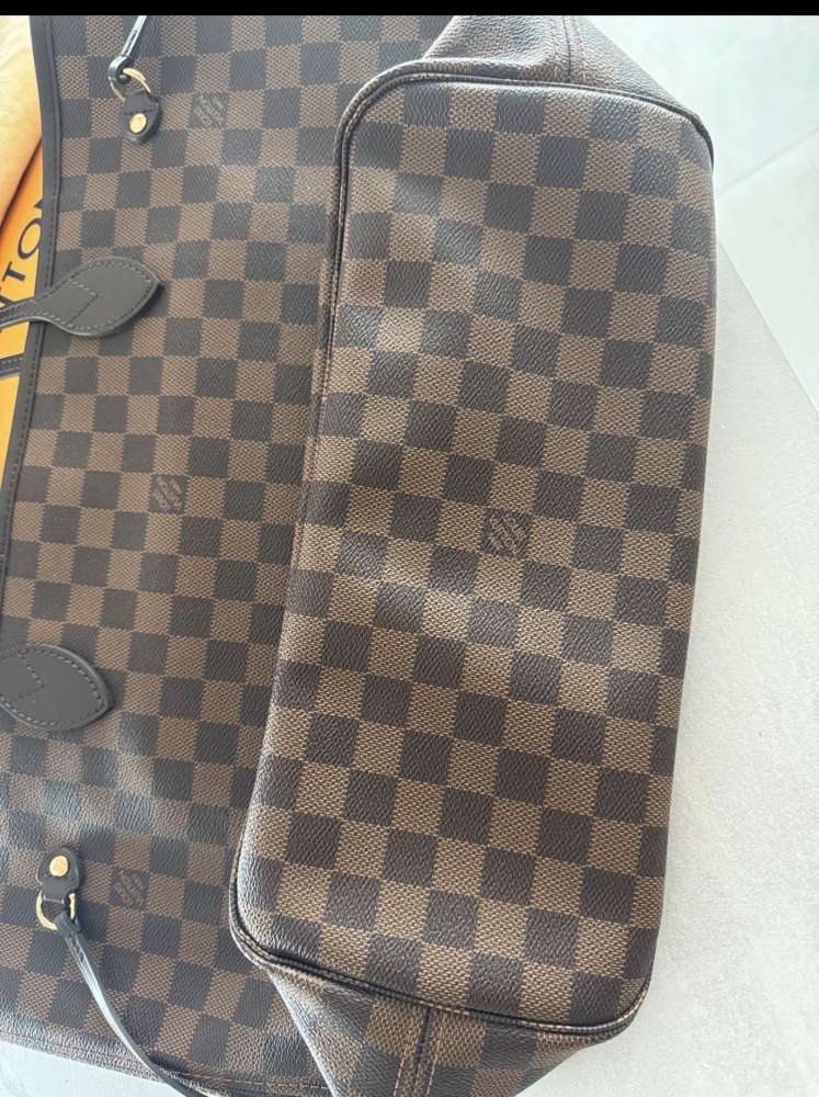 Louis Vuitton Neverfull mm