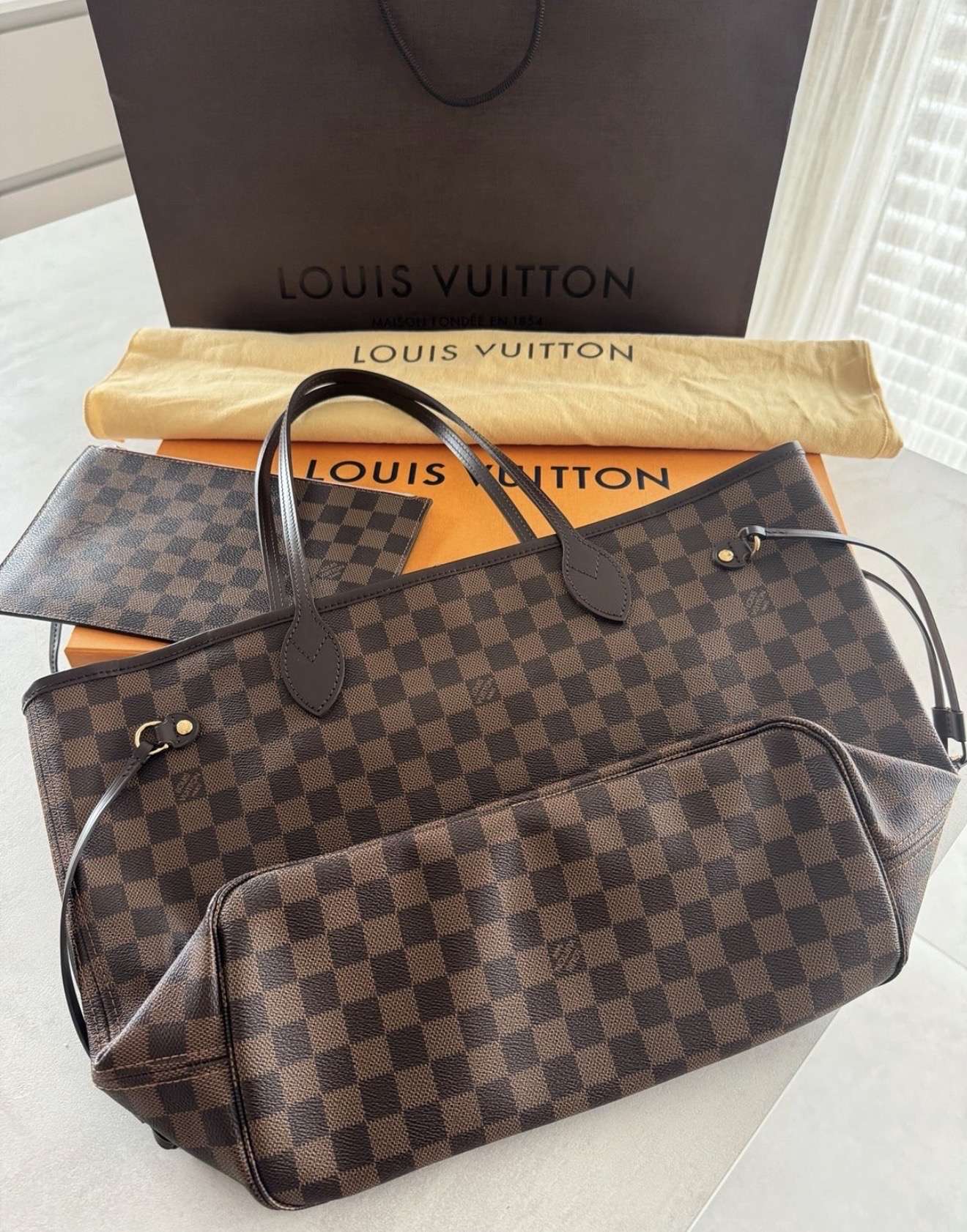 Louis Vuitton Neverfull mm