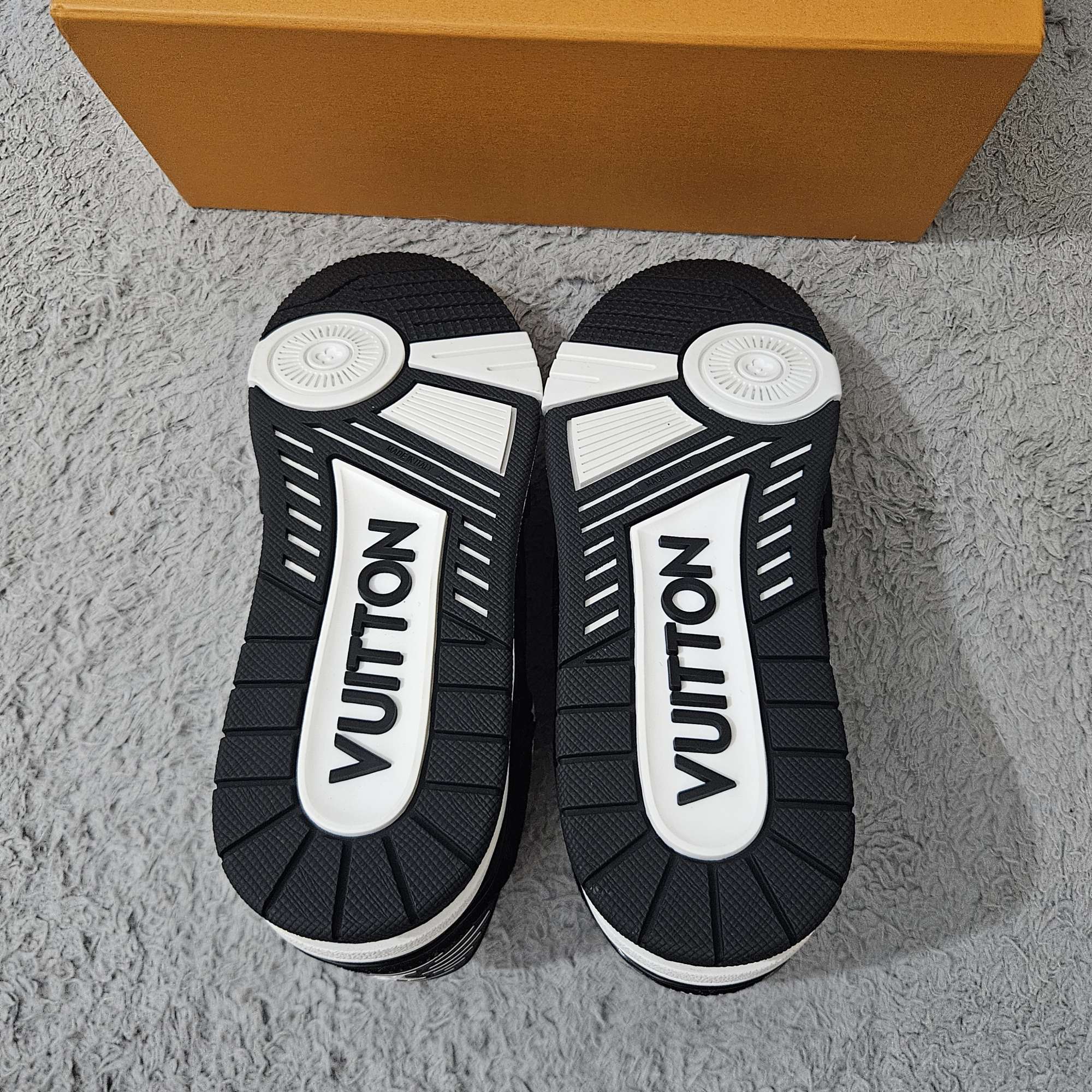 Louis Vuitton Trainers