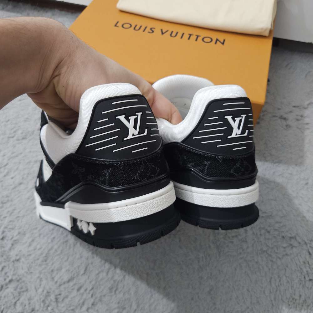 Louis Vuitton Trainers