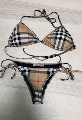 https://vipluxury.sk/Burberry dámske bikiny XS/S