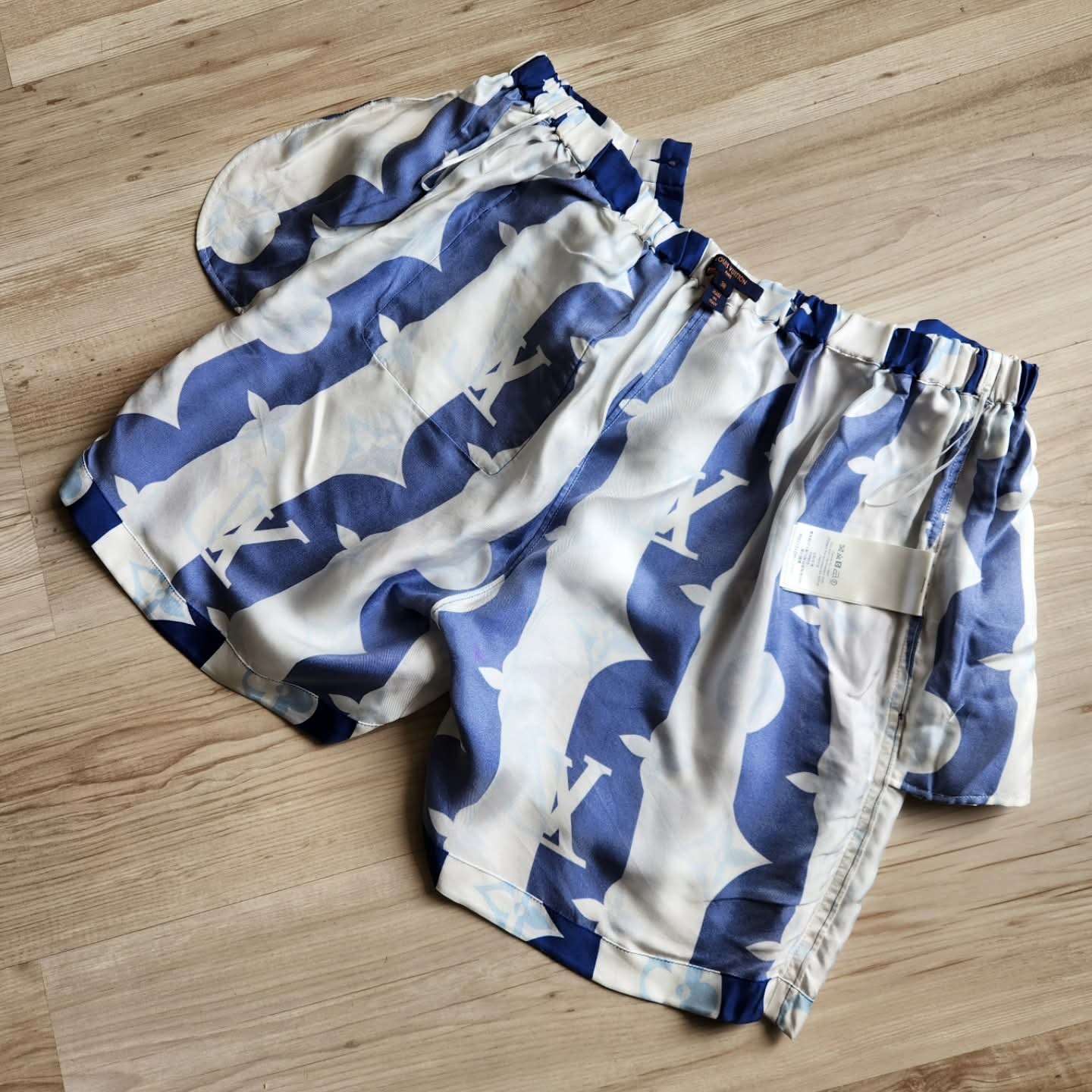 Louis Vuitton Shorts