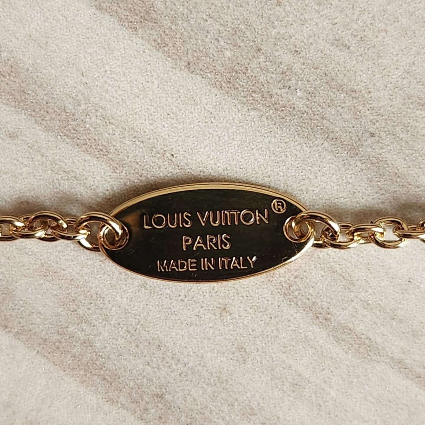 Louis Vuitton Nahrdelnik