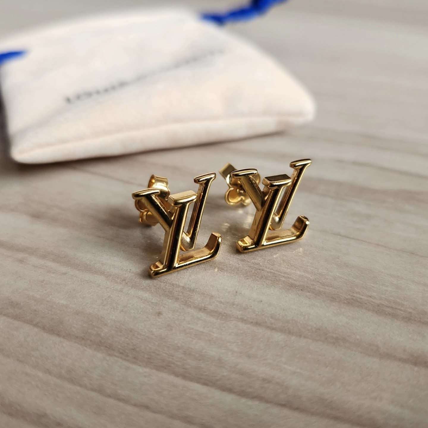 Louis Vuitton Nausnice