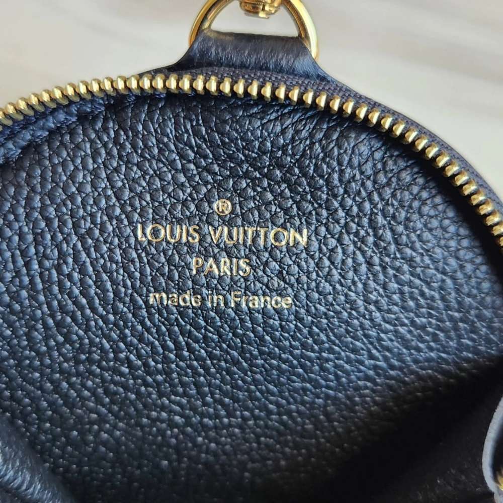 Louis Vuitton Purse