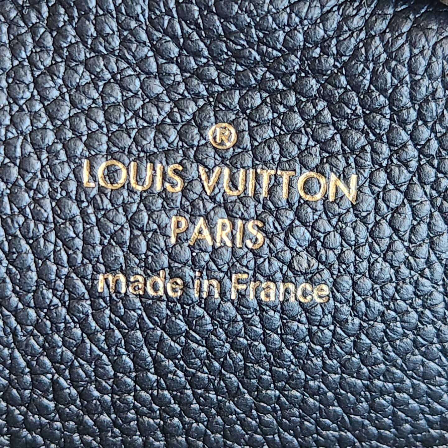 Louis Vuitton Purse