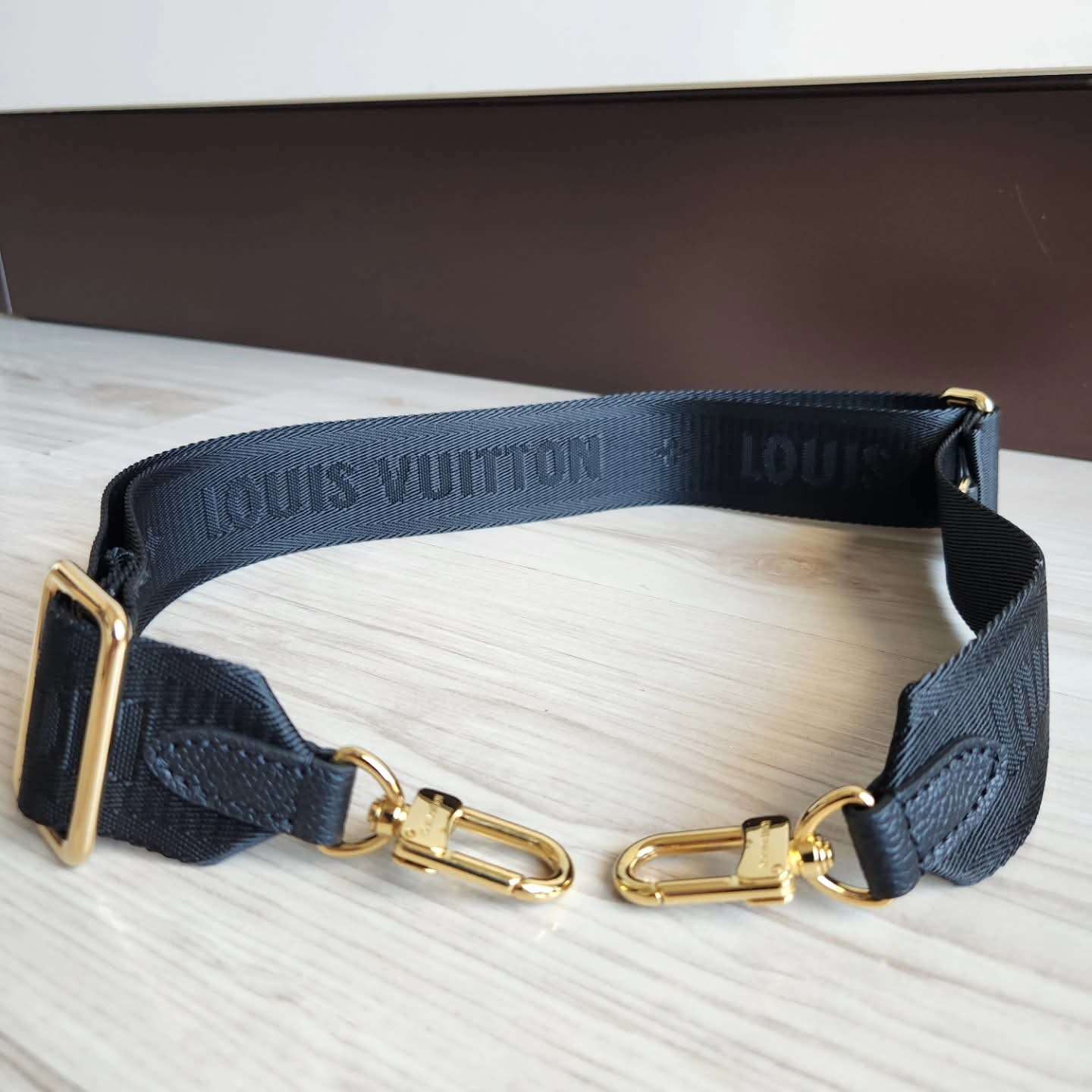 Louis Vuitton Popruh