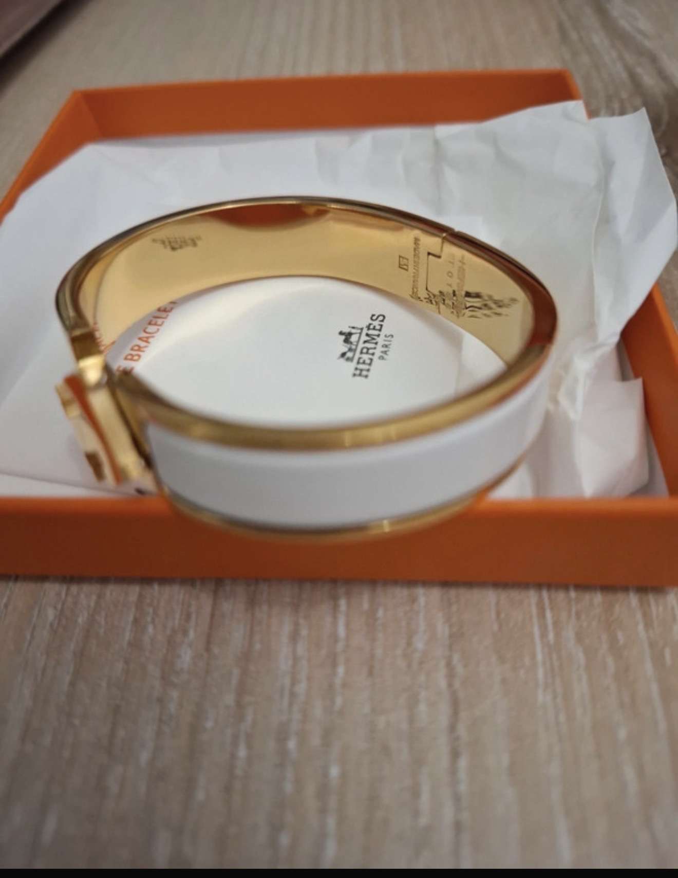 Hermes Click náramok