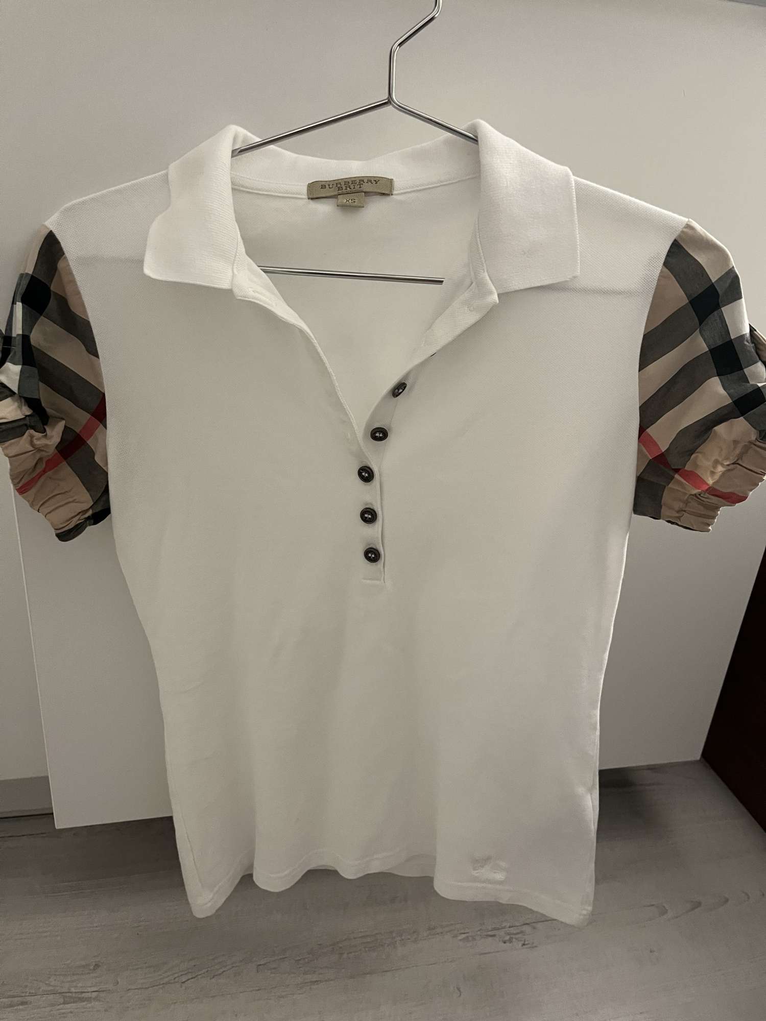 Burberry biela polokošeľa XS