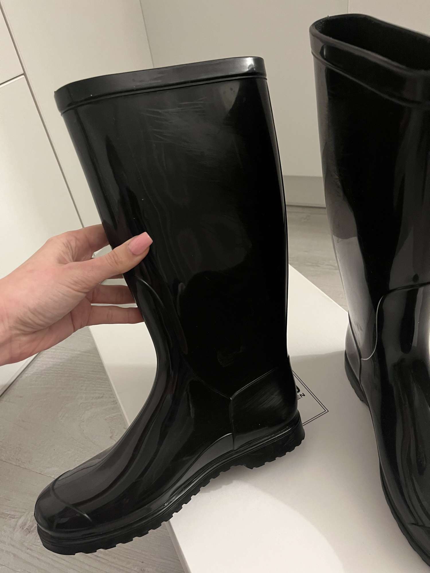 Moschino gumáky 36