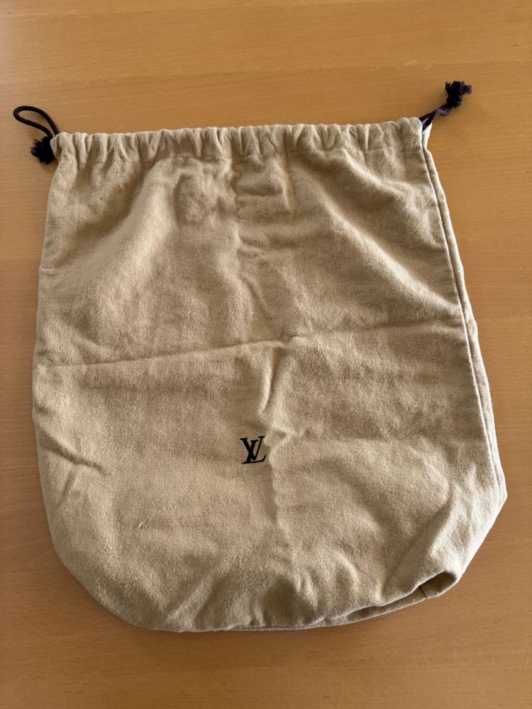 Louis Vuitton Wilshire MM amarante