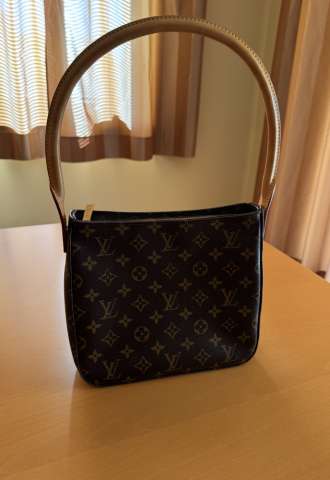 https://vipluxury.sk/Louis Vuitton Monogram Looping MM