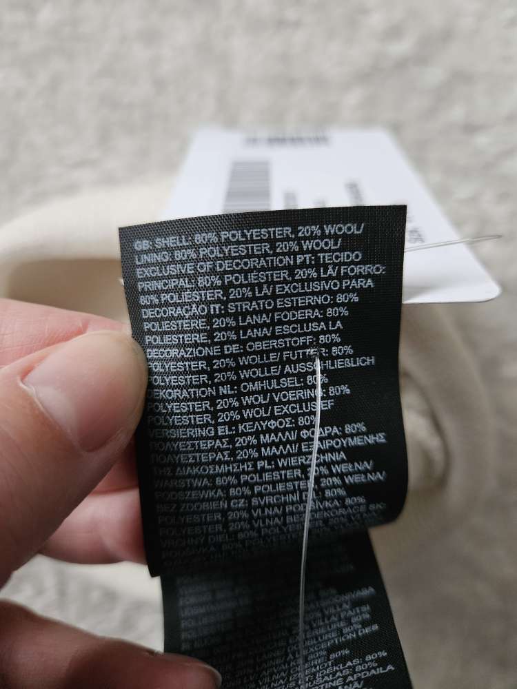 Skims & The North Face ciapka