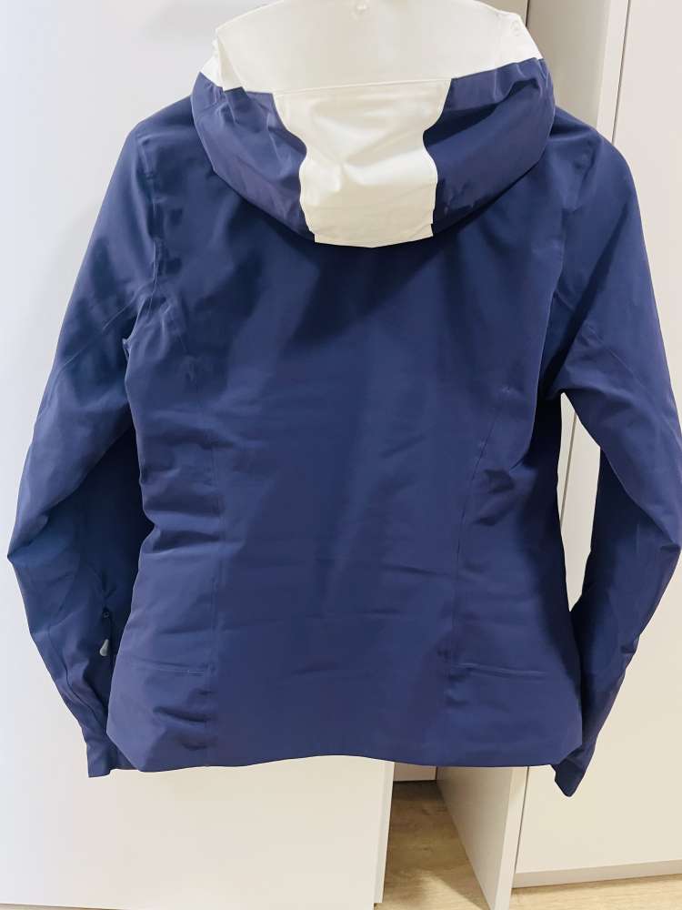 Goldwin dámska lyžiarska súprava (bunda + nohavice) veľkosť M