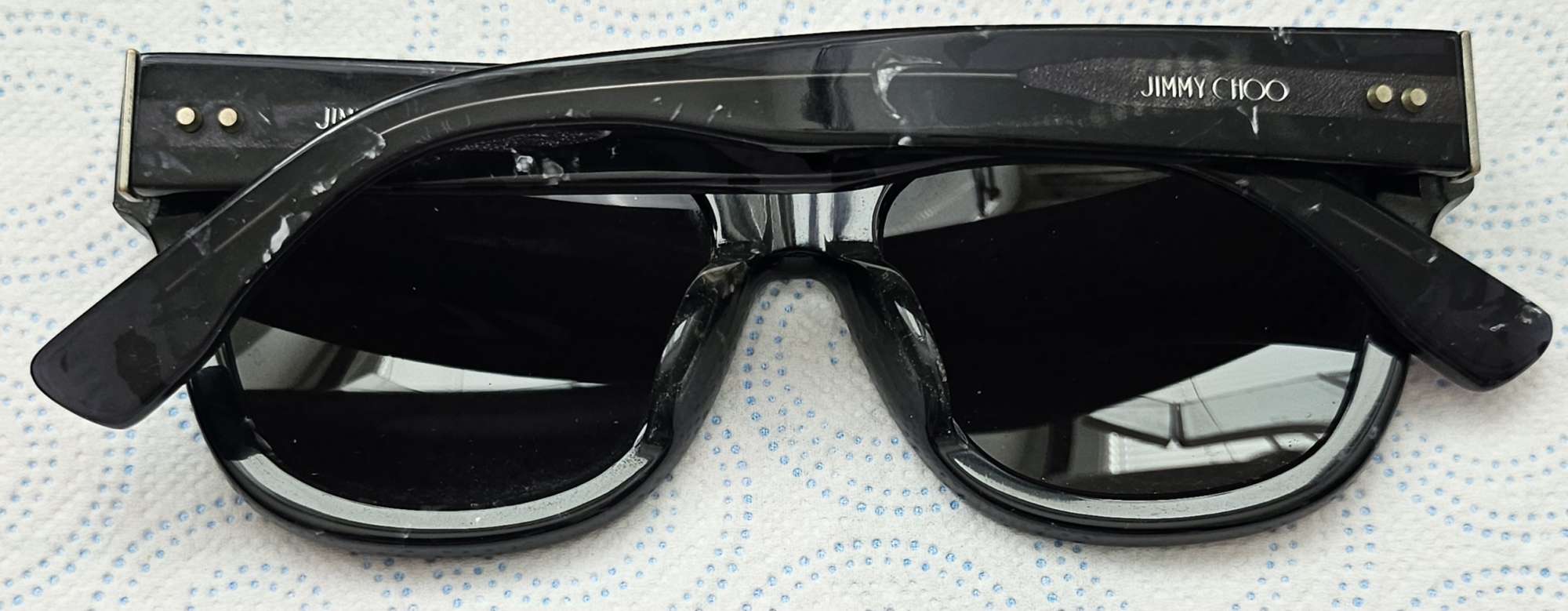 Jimmy Choo slnečné okuliare.