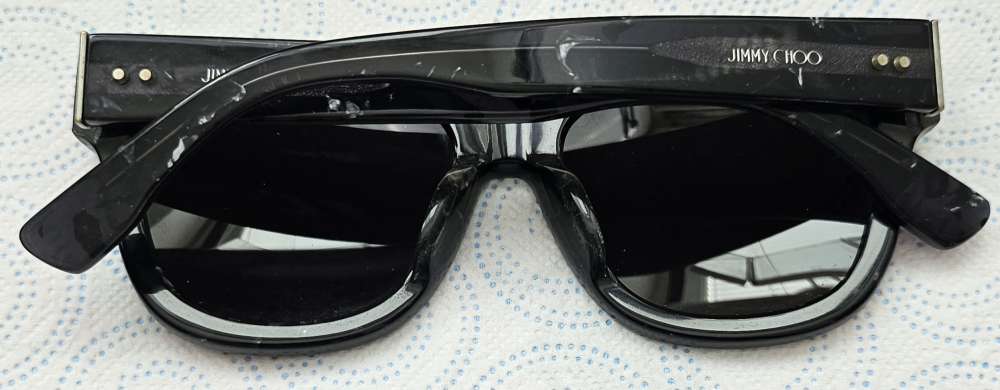 Jimmy Choo slnečné okuliare.