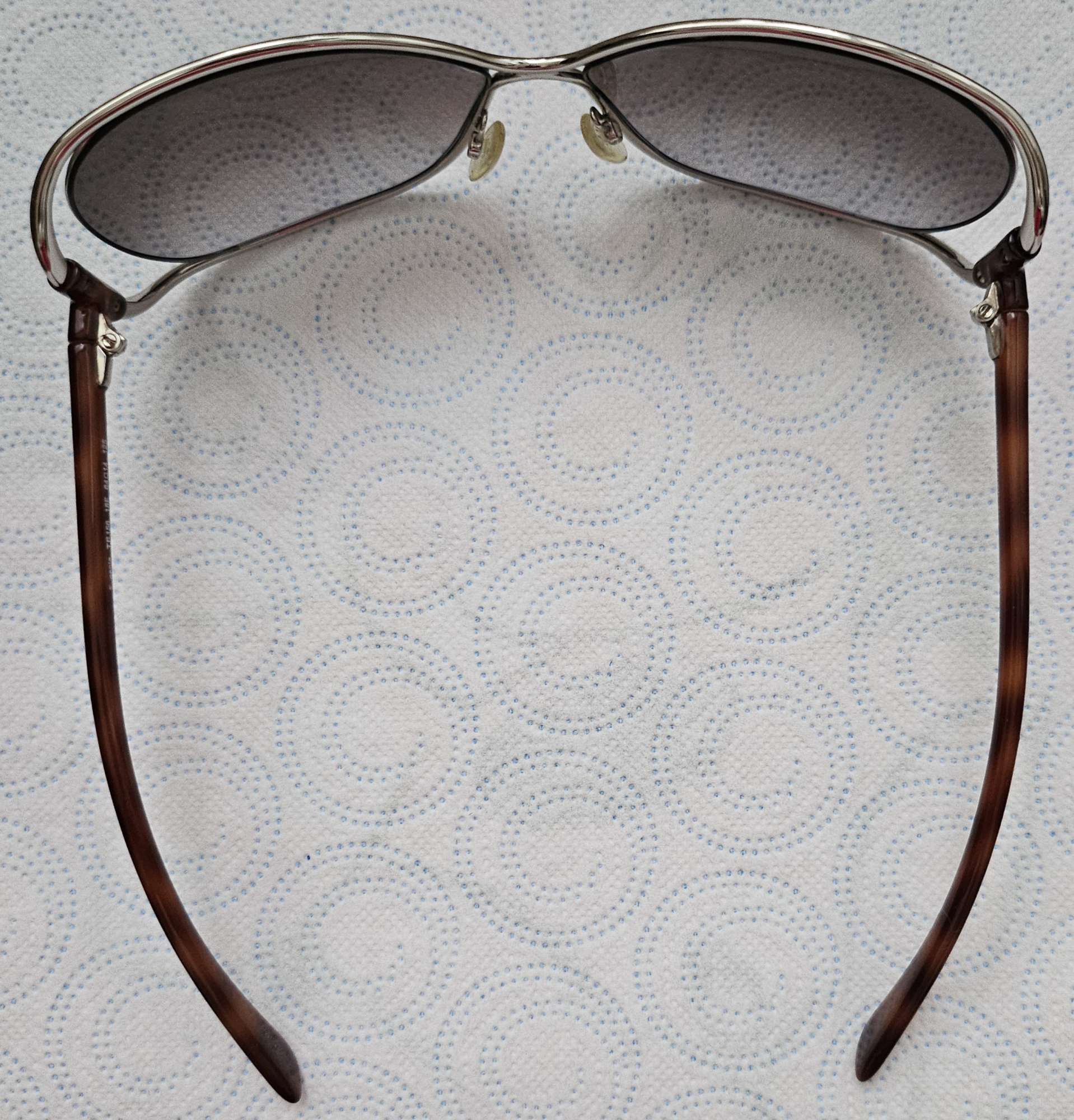 Tom Ford slnečné okuliare model Eugenia TF156.