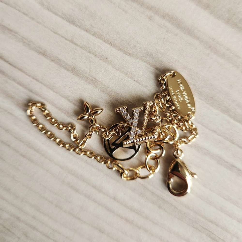 Louis Vuitton Naramek