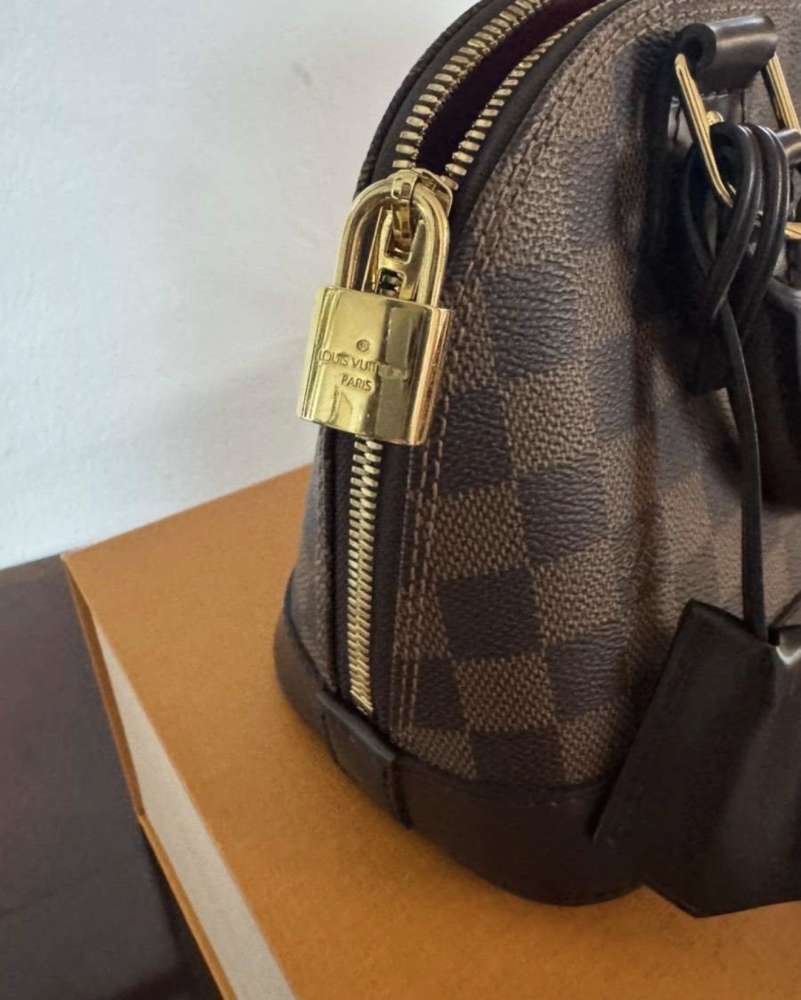 Louis Vuitton Alma BB
