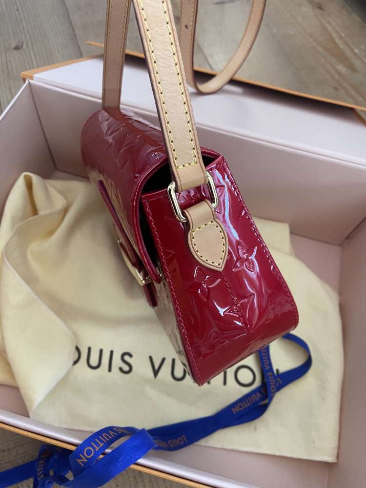 Louis Vuitton Bellflower